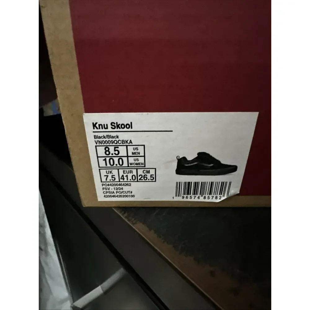 New Men's Size 8.5 Vans Knu Skool Black Skate Shoes VN0009QCBKA